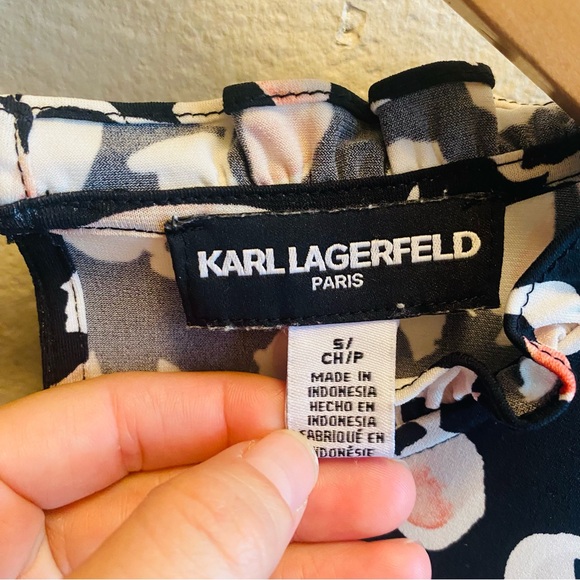 Karl Lagerfeld Womens Short Sleeve Floral Blouse Size Small - Picture 4 of 5